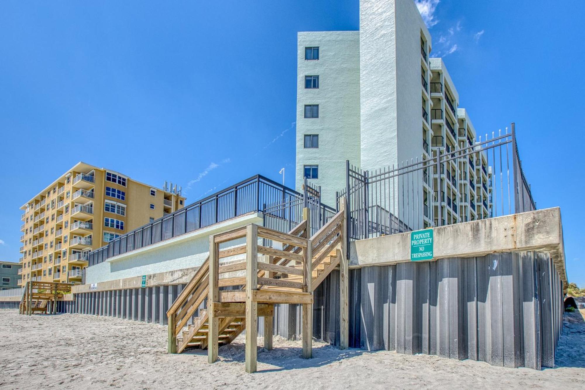 Ocean View With A Beachfront Pool At Ocean Trillium Condo ~ 602 New Smyrna Beach Bagian luar foto